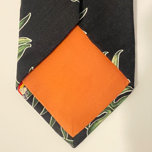 Vintage Silk Necktie by Tango Tropical Parrots Macaws Leaves Tiki Black Formal - Picture 3 of 5